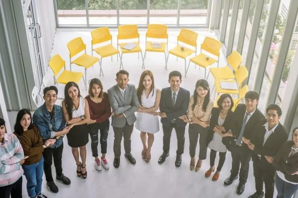 Người chơi sử dụng công cụ kiểm soát cá cược